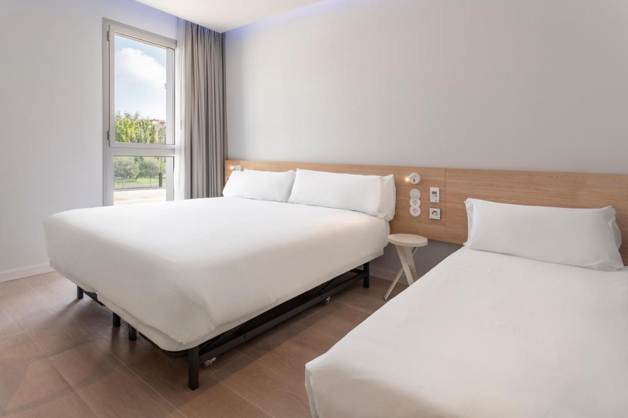 B&B Hotel Лерида Екстериор снимка