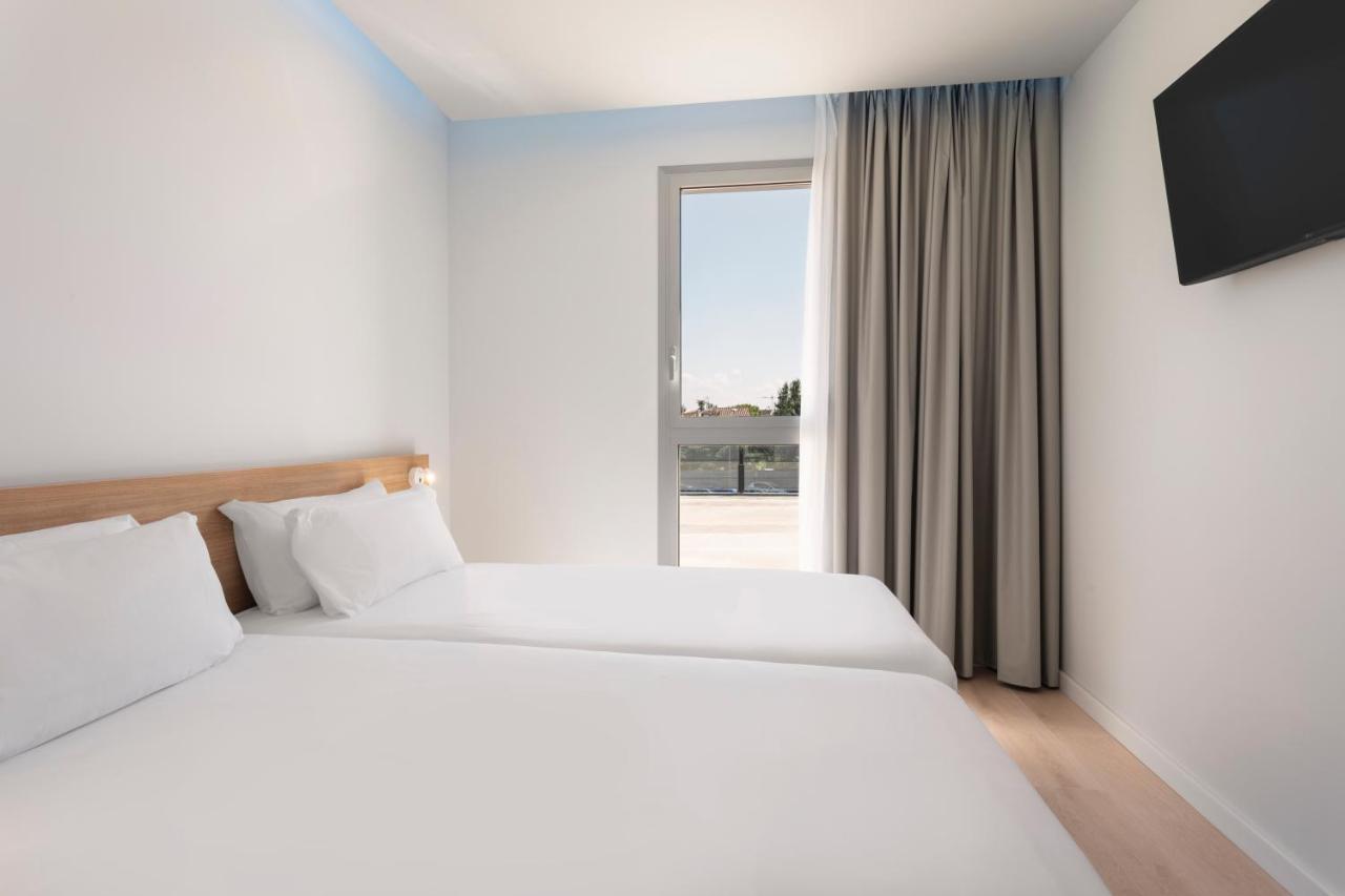 B&B Hotel Лерида Екстериор снимка