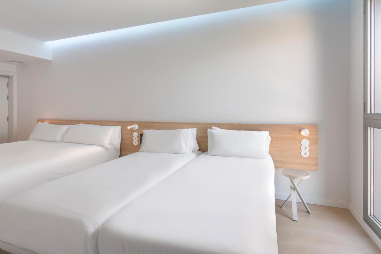 B&B Hotel Лерида Екстериор снимка