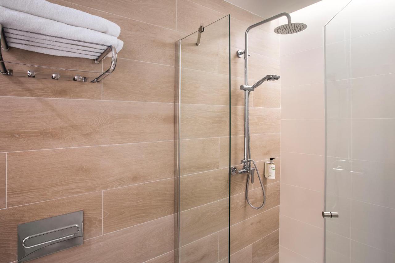 B&B Hotel Лерида Екстериор снимка